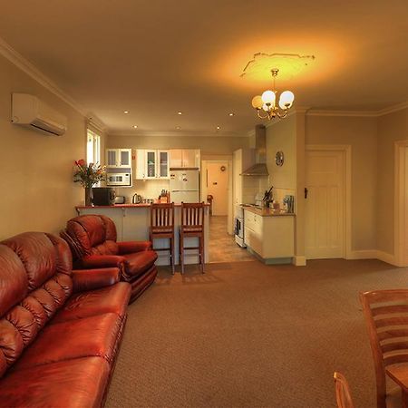 Grace'S Spa Cottage Smithton Bagian luar foto